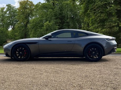 Aston Martin DB11 4.0L V8 Coupe 8