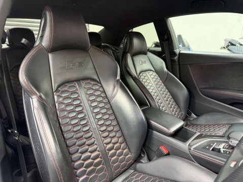 Audi RS5 2.9 TFSI V6 Carbon Edition Coupe 2dr Petrol Tiptronic quattro Euro 6 (s/s) 6