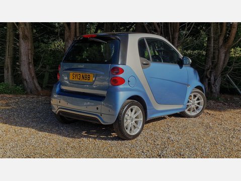 Smart Fortwo Coupe 1.0 MHD Passion Coupe 2dr Petrol SoftTouch Euro 5 (s/s) (71 bhp) 7