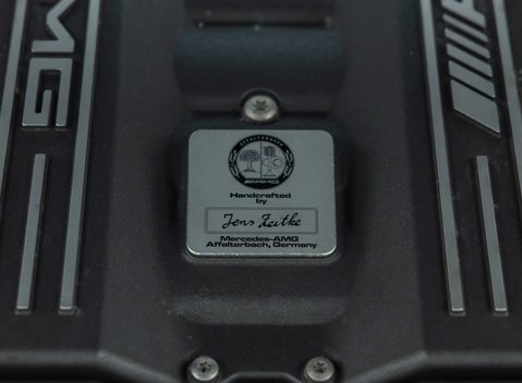 Mercedes-Benz SLS AMG 37