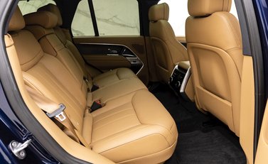 Land Rover Range Rover P400 HSE 12