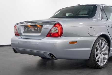 Jaguar XJ 3.0 V6 Sovereign Saloon 4dr Petrol Automatic (249 g/km, 240 bhp) 22