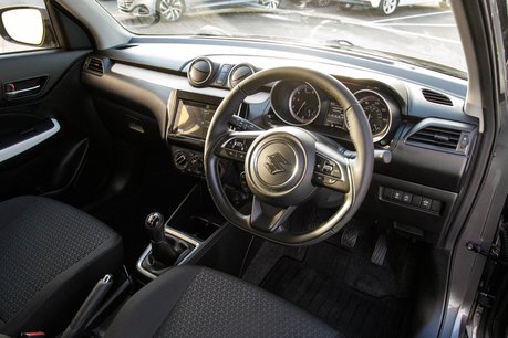 Suzuki Swift SZ-L DUALJET MHEV