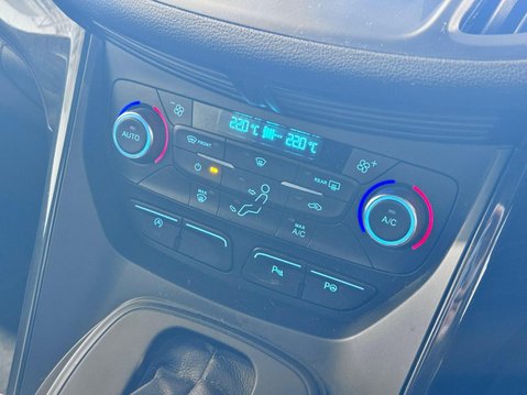 Ford Kuga 2.0 TDCi ST-Line Powershift Euro 6 5dr 22