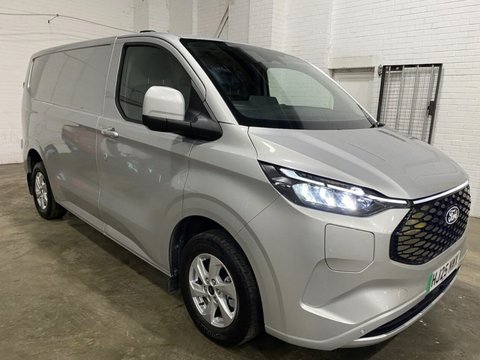 Ford Transit Custom 320 LIMITED L1H1 P/V 3