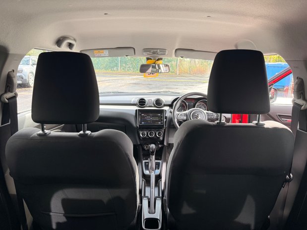 Suzuki Swift SZ5 BOOSTERJET 11