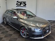 Audi RS4 4.2 FSI V8 Estate 5dr Petrol S Tronic quattro Euro 5 (450 ps) 41