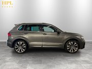 Volkswagen Tiguan 2.0 BiTDI R-Line Tech SUV 5dr Diesel DSG 4Motion Euro 6 (s/s) (240 ps) 8