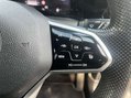 Volkswagen Golf 1.5 Golf R-Line TSi 5dr 52