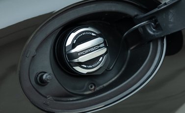 Porsche 911 GT3 TOURING (992) 32