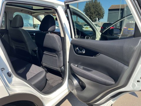 Nissan Qashqai 1.6 Qashqai Acenta Premium dCi 5dr 31
