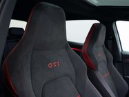 Volkswagen Golf 2.0 Golf GTi Clubsport TSi Semi-Auto 5dr 26