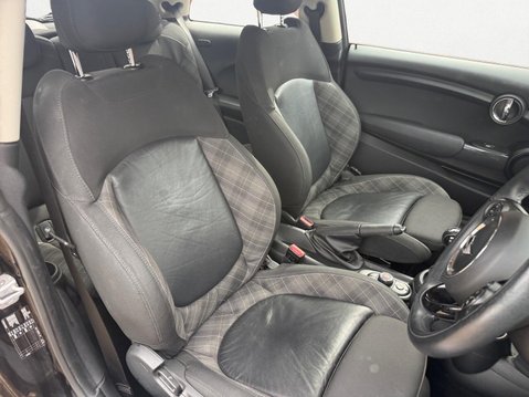 Mini Hatch 1.5 Cooper Euro 6 (s/s) 3dr 11