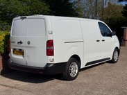 Vauxhall Vivaro 2.0 Vivaro 3100 Dynamic S/S 11