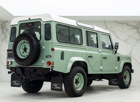 Land Rover Defender 110 Heritage 3