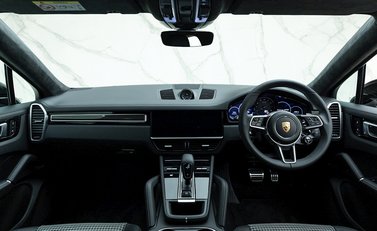 Porsche Cayenne GTS Coupé 16