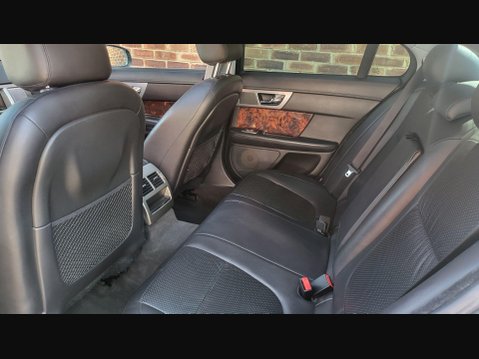 Jaguar XF PREMIUM LUXURY V6 16