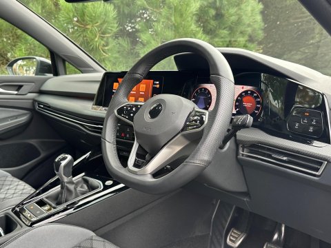 Volkswagen Golf 1.5 TSI R-Line Euro 6 (s/s) 5dr 5