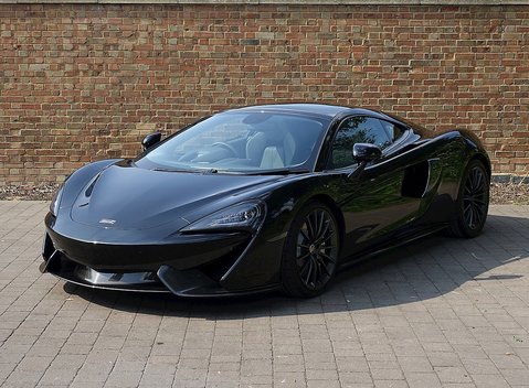 McLaren 570 GT 4