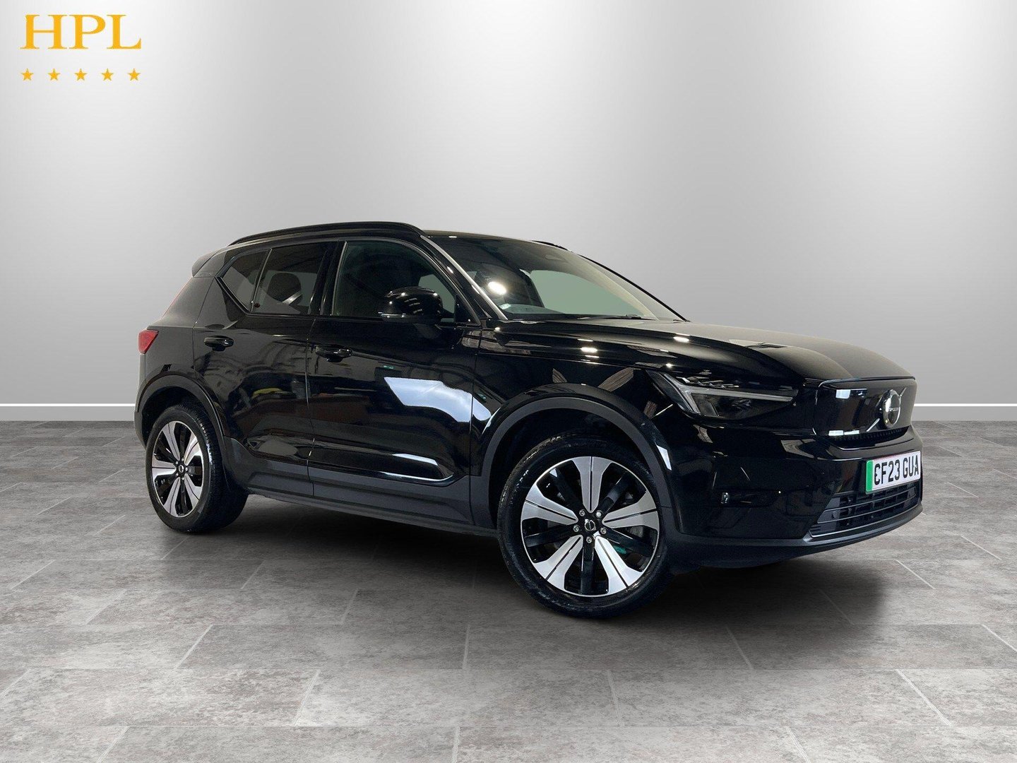 2023 Volvo XC40