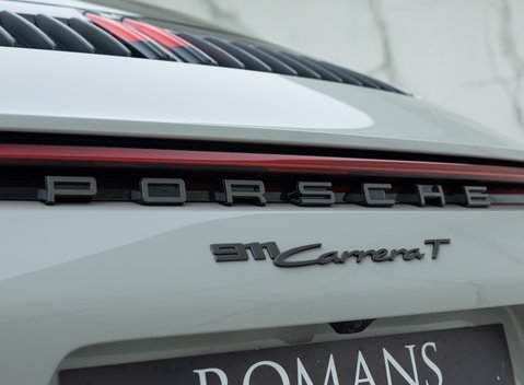 Porsche 911 Carrera T (992) 34