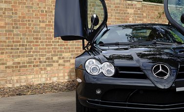 Mercedes-Benz SLR McLaren 10