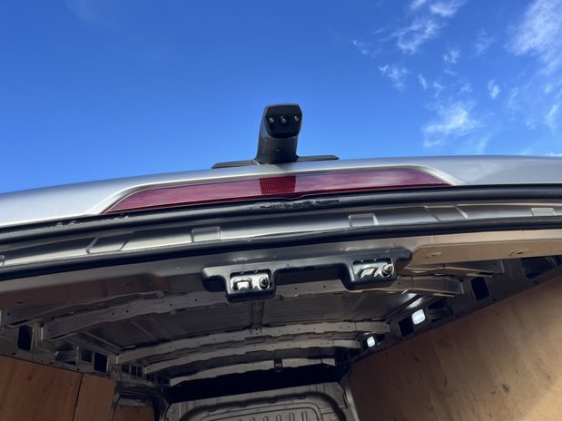 Maxus Deliver 9 DELIVER 9 DIESEL 2.0 D20 150 LWB High Roof Lux Van 24