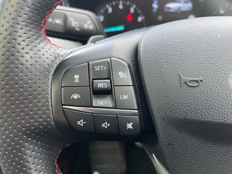 Ford Focus 1.5 182 ST-LINE X AUTOMATIC 17