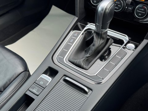 Volkswagen Arteon 1.5 TSI EVO R-Line Fastback DSG Euro 6 (s/s) 5dr 32