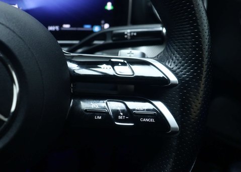 Mercedes-Benz C Class 1.5 C200h MHEV AMG Line Estate 5dr Petrol Hybrid G-Tronic+ Euro 6 (s/s) (22 38