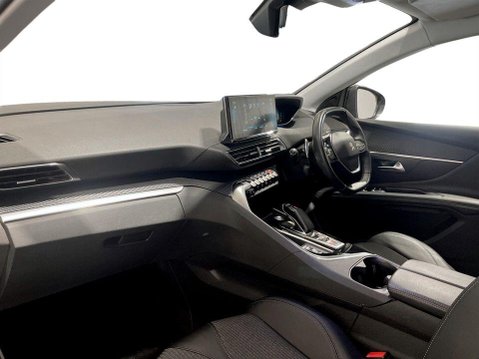 Peugeot 3008 1.6 13.2kWh Allure SUV 5dr Petrol Plug-in Hybrid e-EAT Euro 6 (s/s) (225 ps 15