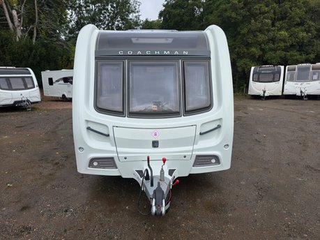 Coachman Pastiche 560/4 2
