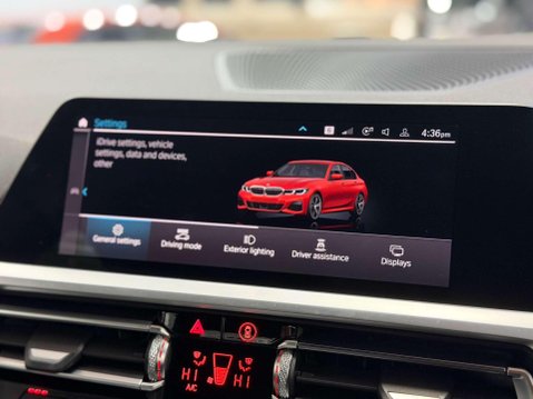 BMW 3 Series 2.0 330e 12kWh M Sport Saloon 4dr Petrol Plug-in Hybrid Auto Euro 6 (s/s) ( 39