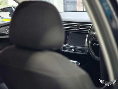 MG MG5 52.5kWh Excite Auto 5dr 61