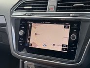 Volkswagen Tiguan R TSI 4MOTION DSG 31