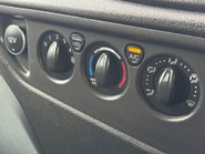 Ford Transit 350 L3H2 130 ps DCIV - Air Con / Sat Nav 19