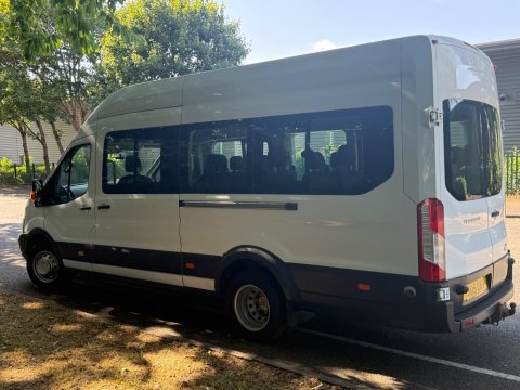 Ford Transit 2.2 TDCi 460 HDT L4 H3 4dr (18 seats) 3