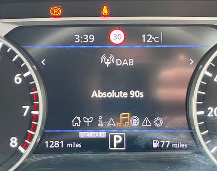 Nissan Juke 1.0 Juke N-Connecta DiG-T Semi-Auto 5dr 33