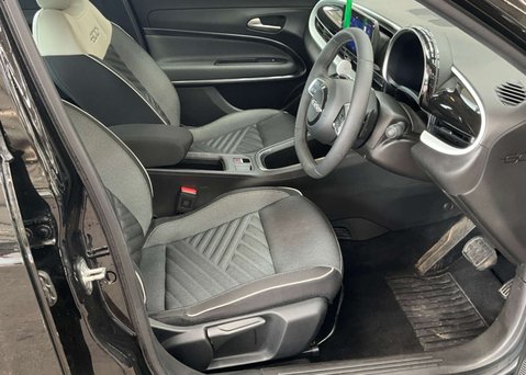 Fiat 600 1.2 MHEV SUV 5dr Petrol Hybrid e-DCT Euro 6 (s/s) (136 ps) 11