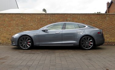 Tesla Model S P85 5
