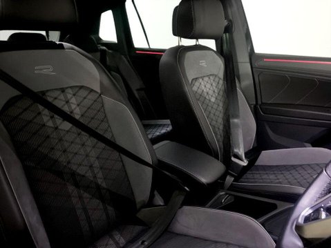 Volkswagen Tiguan 1.4 TSI 13kWh R-Line SUV 5dr Petrol Plug-in Hybrid DSG Euro 6 (s/s) (245 ps 11