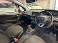Peugeot 208 ALLURE 19