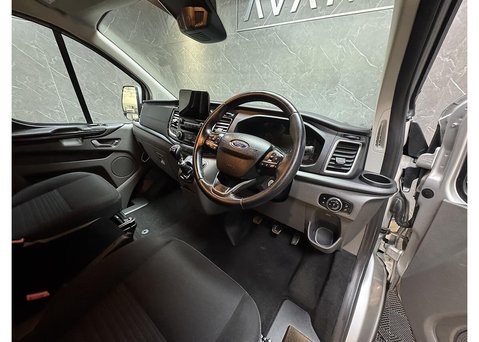 Ford Transit Custom 2.0 300 EcoBlue Limited Crew Van Double Cab 5dr Diesel Manual L2 H1 Euro 6 30