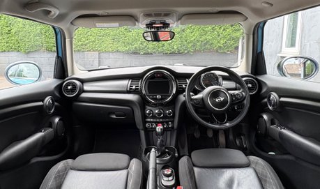 Mini Hatch Cooper 1.5 Petrol Manual Chili 5 dr - DEPOSIT TAKEN 11