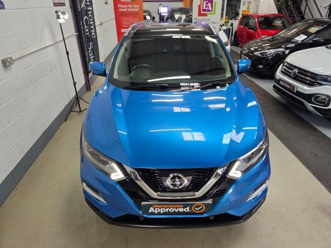 Nissan Qashqai 1.6 DIG-T N-Connecta Euro 6 (s/s) 5dr 16