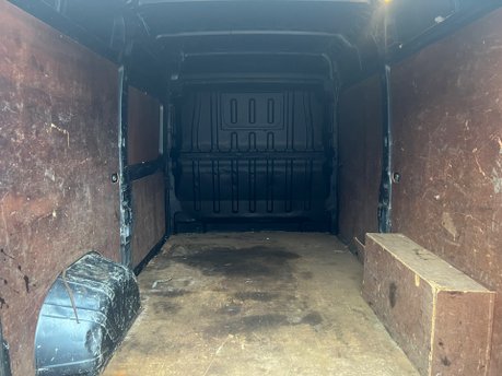 Peugeot Boxer BLUEHDI 335 L2H2 PROFESSIONAL P/V 29