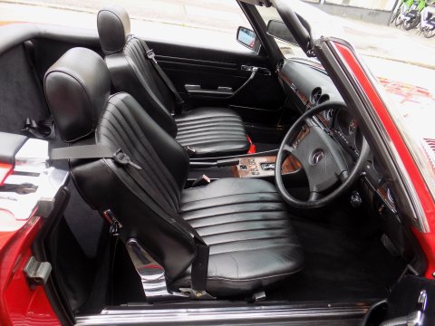 Mercedes-Benz R107 300 SL Sports 9