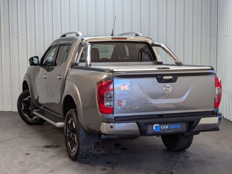 Nissan Navara 2.3 Navara Tekna dCi 4WD 5dr 12