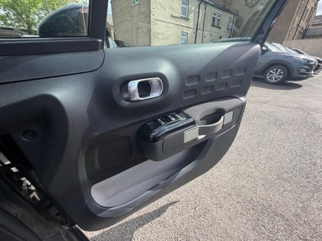 Citroen C3 PURETECH FEEL 19