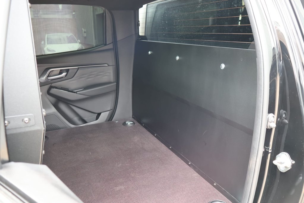 Isuzu D-Max 2026 NEW V-CROSS COMMERCIAL styled by Seeker ASK ABOUT REAR SEAT CONVERSION 19